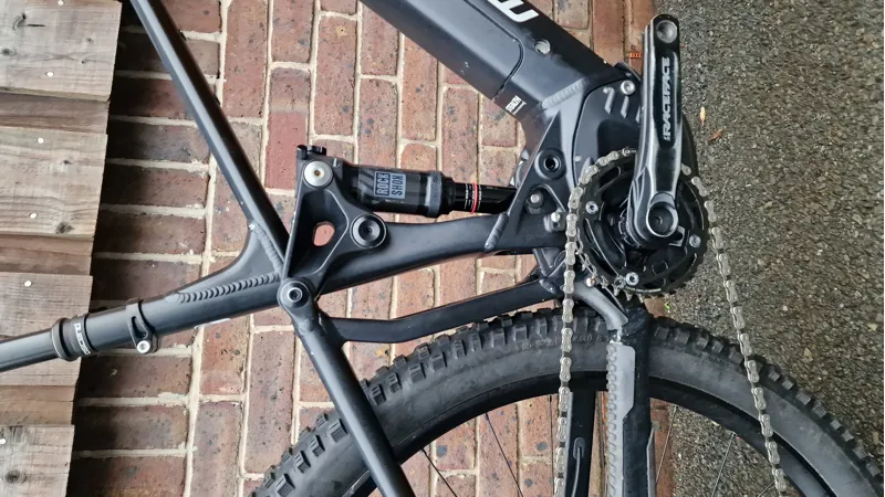 Ex-Hire Mondraker Chaser Rent Full-Suspension Electric MTB Large - Black-4